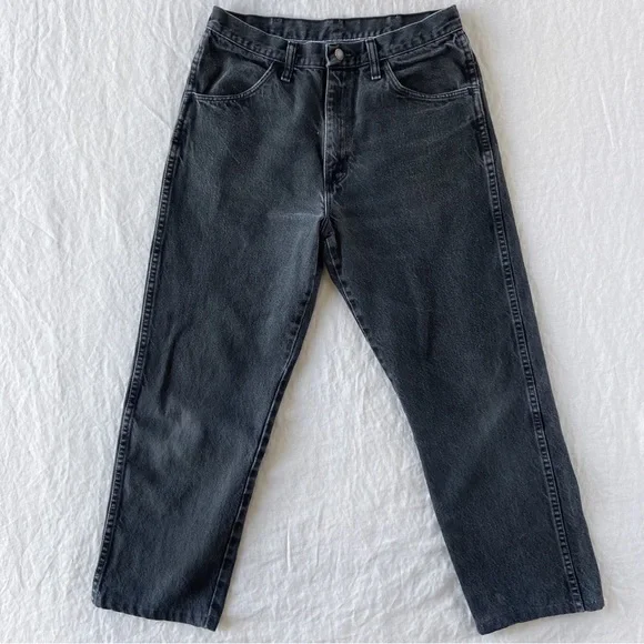 ‼️SOLD‼️ Vintage Rustler 90s worn in faded black boyfriend jeans - Picture 4 of 8